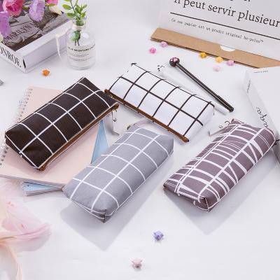 China Schools & KE XIN Office School Supplies Simple Plaid Pencil Bag For Students Oxford Zipper Storage Stationery Pencil Pouch Printed for sale