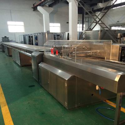 China Snack Factory CE Approved Small Chocolate Enrobing Machine Manufacturer for sale