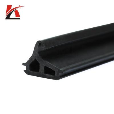 China Car Door Waterproof Durable Anti Aging Strong Tension Edge Keeps U Shape Rubber Edge Trim Seal Protector Fit For Most Car for sale