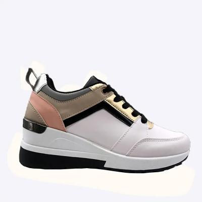 China Cushioning New style Sneakers Women Flat Platform Sport Running Shoes Causal Outdoor Walking Chunky Soft For women Shoes for sale