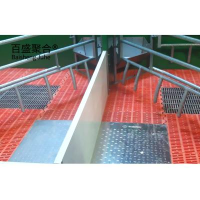 China High Tolerance Pig Farrowing Crates for Customized Agricultural Livestock Equipment for sale