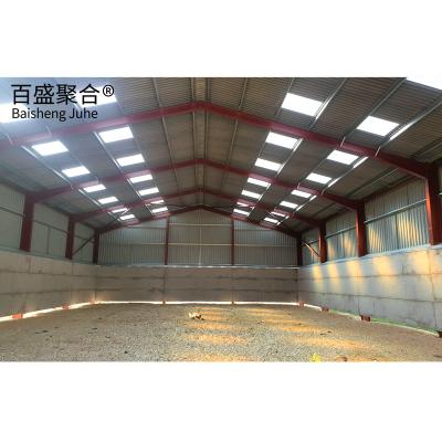 China Roofing de chapa de aço pré-fabricado Casa agrícola Casa de estrutura de aço com serviço de dobra à venda