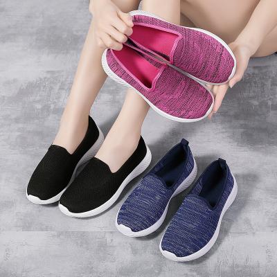 China CUSHIONING Lady Breathable Walking Women's Casual Slip-on Sneaker Flat Shoes, Fashion Casual Shoes Women's Sports Shoes, Women's Sports Shoes for sale