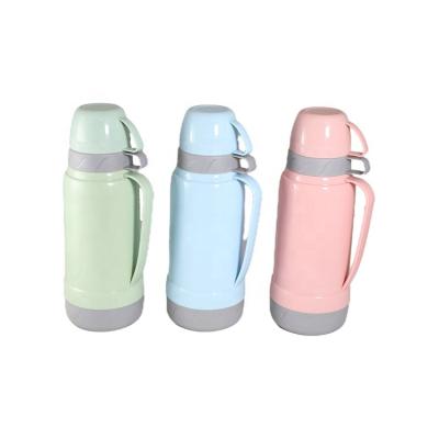 China PORTABLE Household Large Capacity Dormitory Thermos Household Free Water Kettle for sale