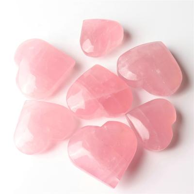 China China crystal hearts rosequartz crystal hand carved rose heart crafts ornament palm stone for gift for sale