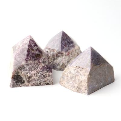 China Natural Purple China Pyramid Shape Mica Rough Crystal Single Point Raw Gemstone Ornament for sale