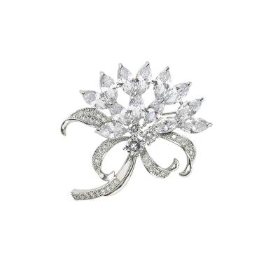 China SLBRIDAL Wholesale Cubic Zircon Crystal Flower Beads Women Flower Brooch Pins Girls Brooches Clothing Accessories for sale