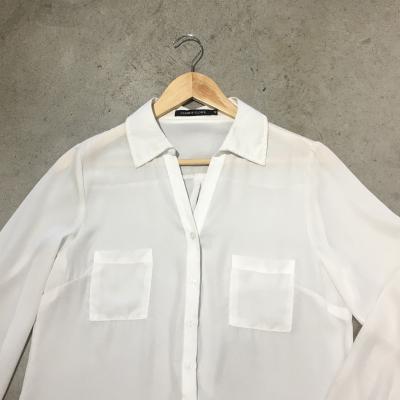 China Drop Spring Breathable Shirts For Women Casual Fashion Plus Size Loose Ladies Main Sleeve Shirt V Neck White Long Sleeve Ladies Blouses for sale