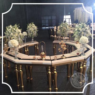 China 2019 hot sale event/hotel/shape wedding tables s/event dining wedding table half moon for sale for sale