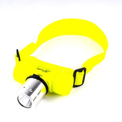 China Professional Rechargeable LED Diving Control Switch Waterproof And Loud Lightweight Diving Underwater Headlight for sale