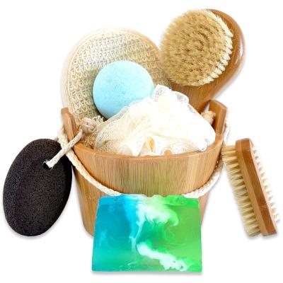 China Sustainable Bamboo Tub Gift Set Bath Bomb , Handmade Soap And Bamboo Wellness Items for sale