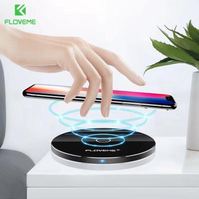 China Extremely Thin Wireless Mobile Phone Qi Wireless Charger 10W Fast Charging Wireless Charger Suitable for All Brand for sale