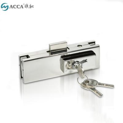 China Frameless Glass Door Center Lock Stainless Steel Covered for 8-12mm Glass Door Lock Te koop