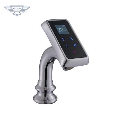 Cina Metered Faucets Auto Shut Off Basin Water Mixer Tap Touch Screen Smart Thermostatic Faucet in vendita