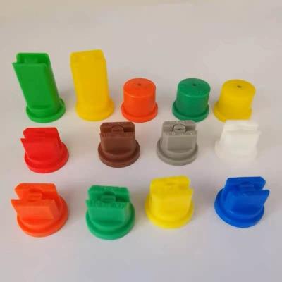 China Plastic Type POM Sprayer Tip for Road Roller Watering in Agriculture Operations for sale