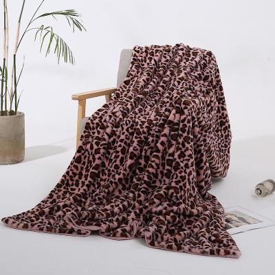 China Anti Static Fleece Blanket High Quality Leopard Printing Knitted Throw Blankets For Winter for sale