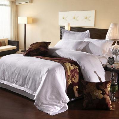 China Shrink-Resistant Bedding Fabric 100% Cotton Sateen Jacquard Wide Width 250 280 300 Cm for sale