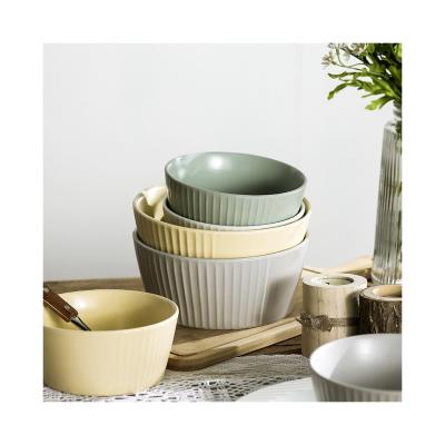 China Sustainable Design Special Newcomers Embossed Outdoor Nordic Ceramic Soup Bowl Set for sale