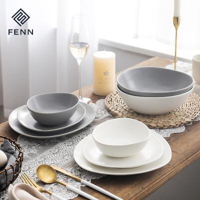 China Factory wholesale viable gray whitecolor English style porcelain dinnerware set matte dishes irregular dinnerware sets for household for sale