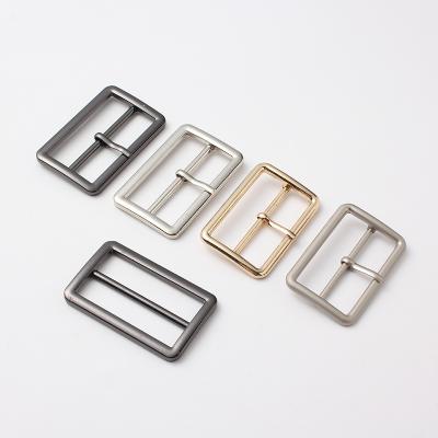 China Other Classic Belt Accessory Metal Buckles Custom Size Design Black Gold Zinc Alloy Belt Buckles For Garment for sale