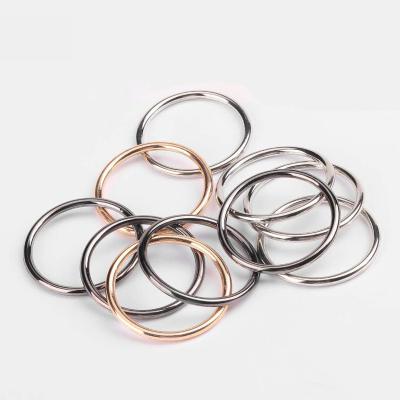 China Other Circle Zinc Alloy Plated Thin Metal O Ring Hanging Clasp For Decoration Or Bag Clip for sale