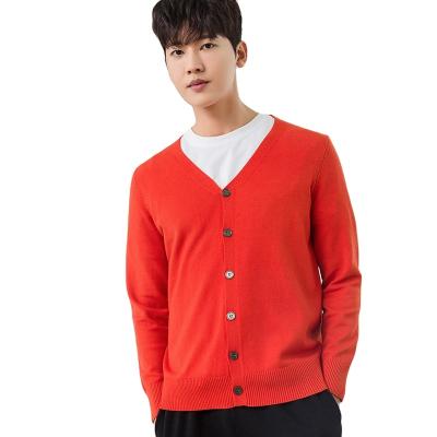 China OEM and ODM Fashion Autumn Custom Retro Loose Anti-wrinkle 2022 Plaid Men's Knitted Cardigan Mid Length Knitted Cardigan Sweater for sale