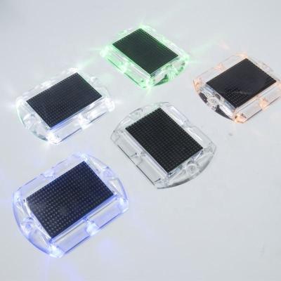 China PC Plastic Epoxy Plastic Road Studs Reflective Mark Road Studs Road Marking Stud for sale