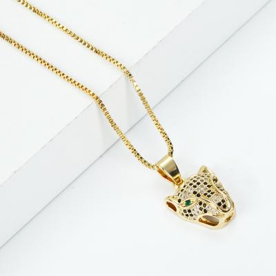 China Scammer Testa Di Leopardo de Collana Gold Plated Necklace Luxury Exquisite Main Light Necklace Women Leopard Zircon Fashion Necklace for sale