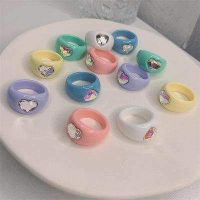 China 2021 NEW FASHIONABLE Fat Women Heart Rings Colorful Girl Many Kinds Of Personality Resin Couples Ring for sale