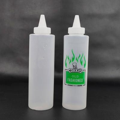 China Plastic Chili Tabasco Soy Sauce Squeeze Bottle 16oz 32oz Food Squeeze Bottle BBQ Sauce For Ketchup for sale