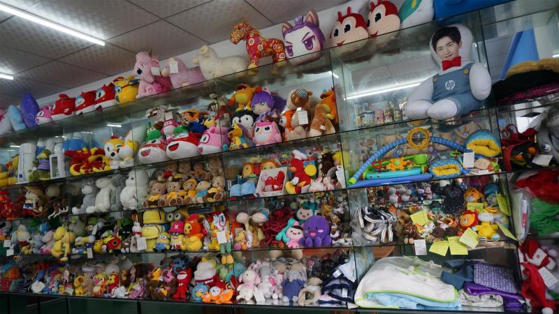 Verified China supplier - LIVOTI TOYS GIFT LIMITED