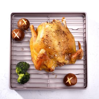 China 11 Inch Square Nonstick Single Bakeware Household Comes With Toasting Net Grill Cooling Rack Baking Bitter Chiffon Bread Drying Rack for sale