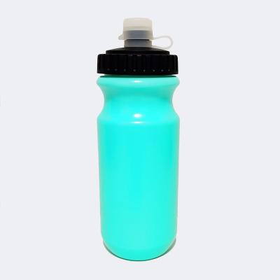 China Outdoor Sports Sustainable Portable Cup Creative Plastic Water Bottle 600ml LOGO Gift Custom Serving Kettle for sale