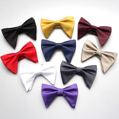 China Men's Genya Shirts Fashion Stylish Pre-Tied Bow Ties For Lady Neck Bow Ties Mens Polyester Solid Color Bow Ties for sale