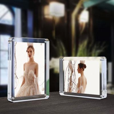 China Decorative Photo Frame Customized Thick Clear Plastic Frame Picture Picture Frame Magnetic Acrylic Photo Frame Holder for sale