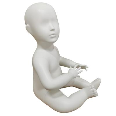 China UNIQUE Fiberglass Clothing Baby Sitting Mannequin Display 6 Months Child Boy Girl Realistic Mannequin Model For Kids Clothes Store Display for sale