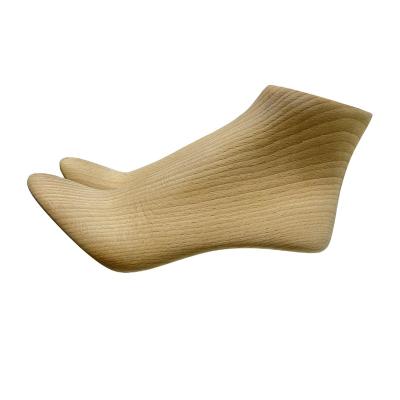 China Customized Solid Wooden Wooden Mold Life Size High Grade Foot Mannequin Foot Form For High Heel Shoe And Sock Display for sale