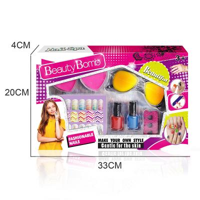 China Fashionable Non-Toxic Nail Art Kit for Girls Kids Nail Polish Set Set DIY Sticker Glasses Nail Studio Decoration Birthday Gift for Kids for sale