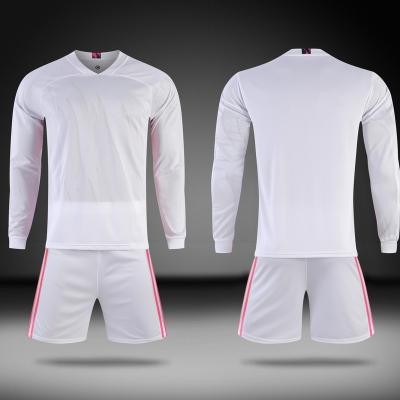 China Moisture wicking fashion hot sale new men's comfortable material mesh and breathable soccer suit for sale