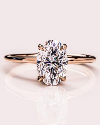 China 14K Solid Gold 7x9mm TRENDY Oval Cut VVS Moissanite Diamond Engagement Ring Wedding Ring for sale