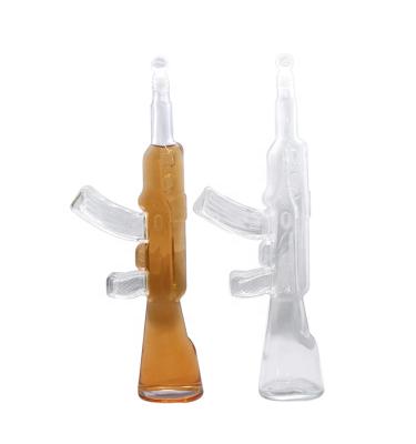 China 1000ml AK 47 CLASSIC GUN Form CLASSIC Handmade Glass Decanter with Whiskey Glass Accessories for sale