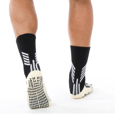 China Antibacterial Thick Protective Cushion Elite Thick Sports Men Kids Sports Compression Athletic Football Soccer Sports Grab Socks For Men for sale