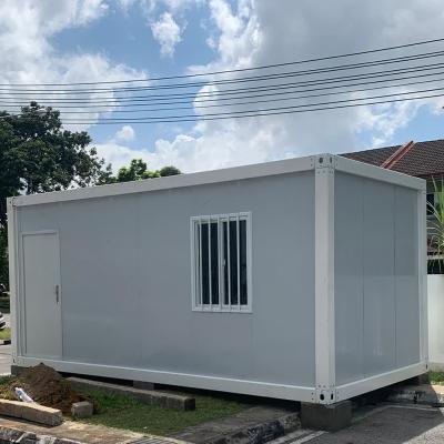 China Luxury Prefabricated House with Sandwich Panel Modular Apartment Building Customizable Detachable Container House for sale