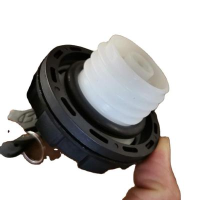 China OEM 31180-5HA00 For Hyundai HD35 FUEL TANK CAP H-1 Box for sale