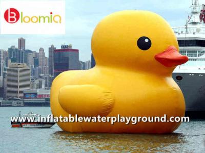 Chine Canard Airtight PVC gonflable jaune foncé en caoutchouc flottant sur la mer Pour Jeux d'eau à vendre