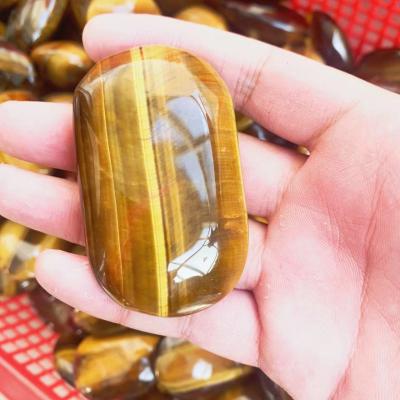 China Europe new design natural tiger eye stone palm stone crystal crystal tumbled stones for sale