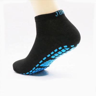 China Hot Selling Child And Adult Non Slip Yoga Fitness Trampoline Grip Sporty Custom Socks for sale