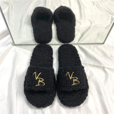 China 2021 Trend Fashion Ladies Fluffy Plush Furry Women Custom Made Luxury Warm Fuzzy Slippers Indoor Slippers Winter Fur House Slippers for sale