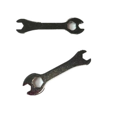 China Cold Roll Steel Plate Chinese Supplier New Easy To Carry Electroplating Stainless Steel Multi-Function Wrench Fashion for sale