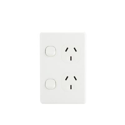 China Residential / General Purpose YOU Home Switch Sockets U1513V Max Voltage 250V Switches And Electrical Outlets for sale